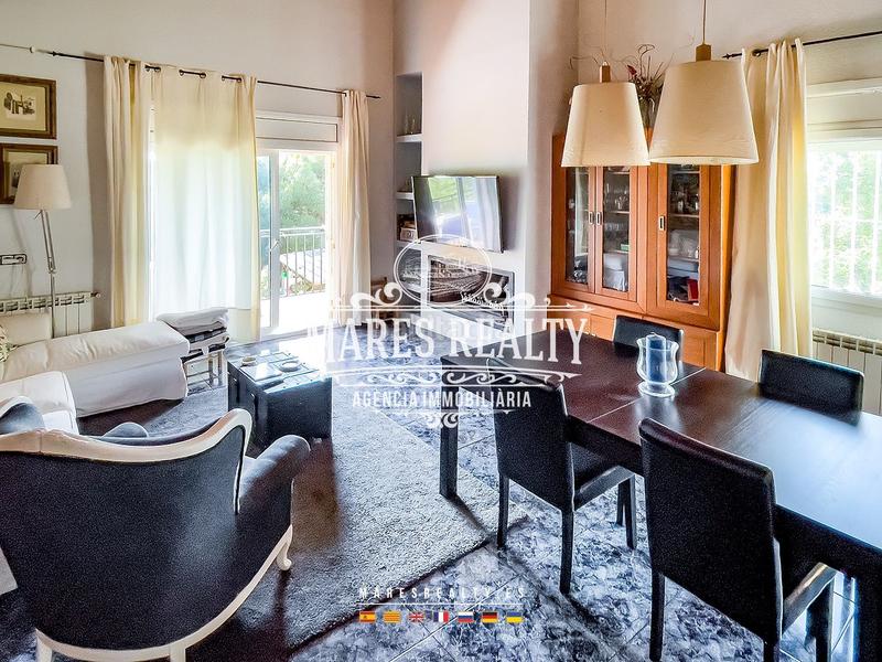 Foto 8ec63076-f1b0-4e4e-a04f-9915c1865031. Casa  con licencia turística y placas solares. en Lloret de Mar