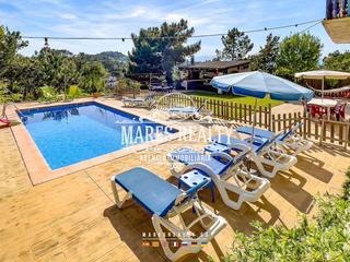 Casa a Lloret Residencial - Montlloret. Casa con licencia turística y placas solares.