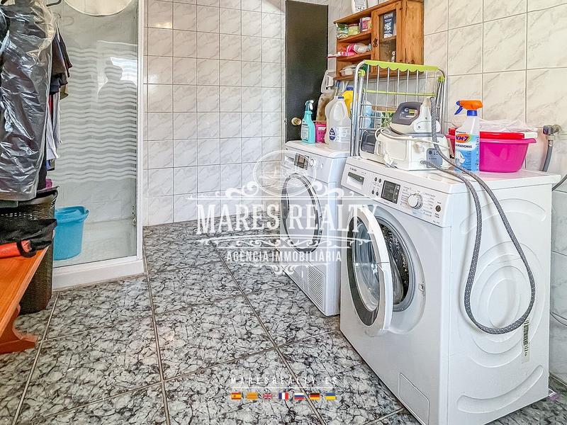 Foto d5d5ff42-f203-4489-bb98-2c3774729a05. Casa  con licencia turística y placas solares. en Lloret de Mar