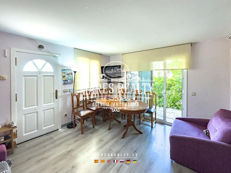 Foto f6b25d04-8d18-4c45-a850-bb403d15b09f. Casa en ricard canals 19-10 casa con licencia turística en Lloret de Mar