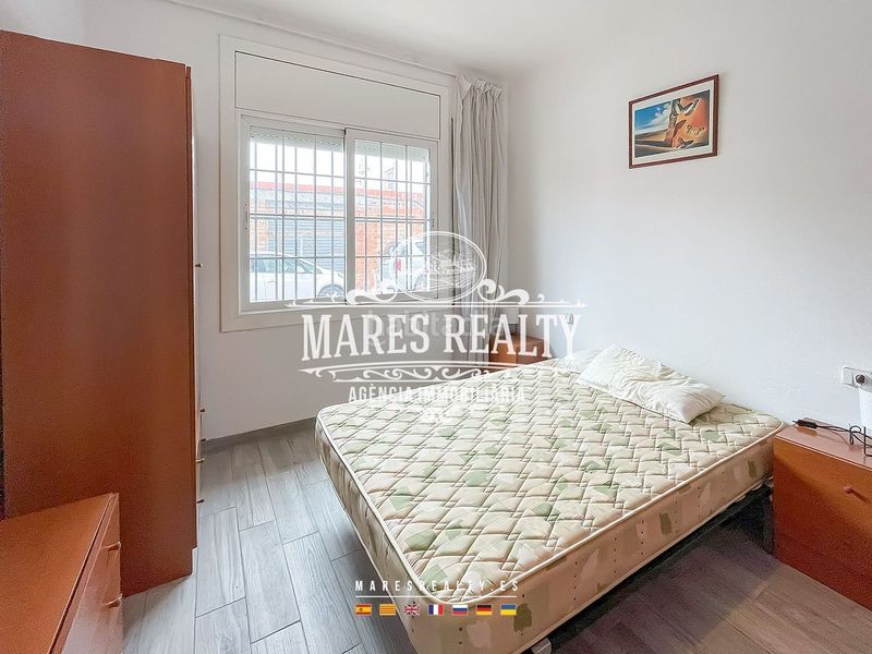 Foto 19beb96c-76b7-4ec8-8e0e-5c3ff2d7b4fc. Casa adossada a Malgrat de Mar