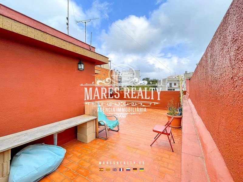 Foto 1da62d21-800d-49f6-bdfd-f84cf9ede6f5. Casa adossada a Malgrat de Mar