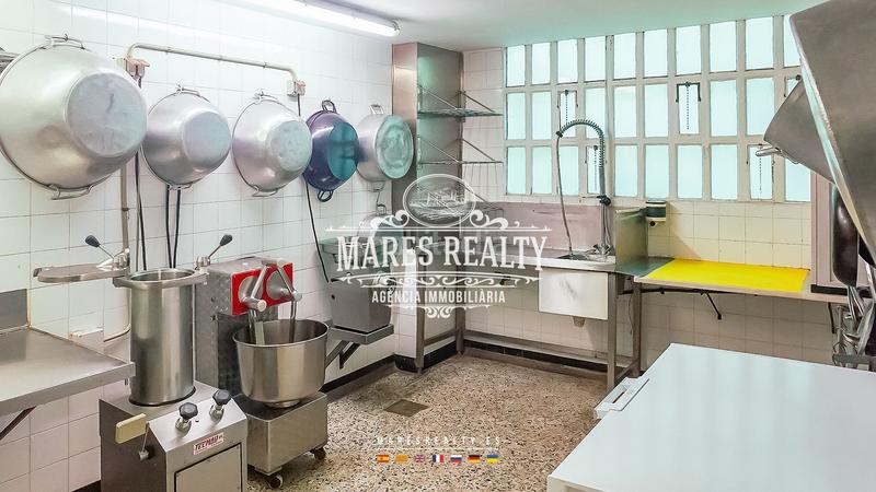 Foto a477906e-6d4c-4bfe-837a-bdec07510b94. Geschäftsraum in Peramàs Mataró