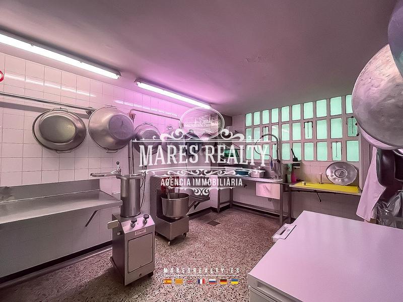 Foto b84d6609-e2bd-48c9-8e81-f7ddd53c9c24. Geschäftsraum in Peramàs Mataró