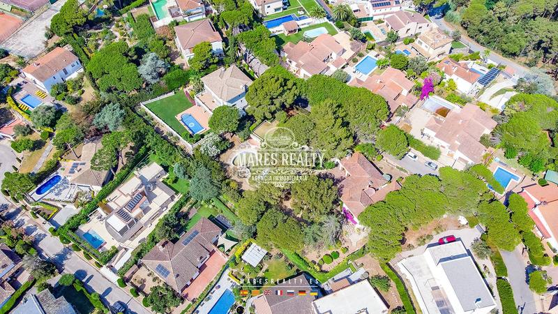 Foto 34387952-35e9-43da-8b85-4b03df3e5a1c. Casa con riscaldamento piscina in Montgoda Lloret de Mar