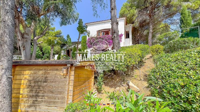 Foto 603282e3-a066-4d2b-a2e2-d9822f86bc91. Casa con riscaldamento piscina in Montgoda Lloret de Mar