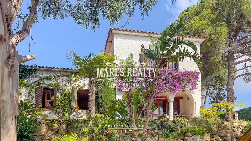 Foto fbd2d0d0-4a1e-4a0a-a944-ef090f591ab9. Casa con riscaldamento piscina in Montgoda Lloret de Mar