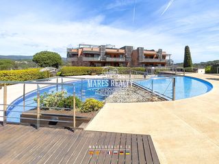 Pis a Santa Clotilde. Piso con jardín y zona barbacoa privado, 2 plazas de parking, tr
