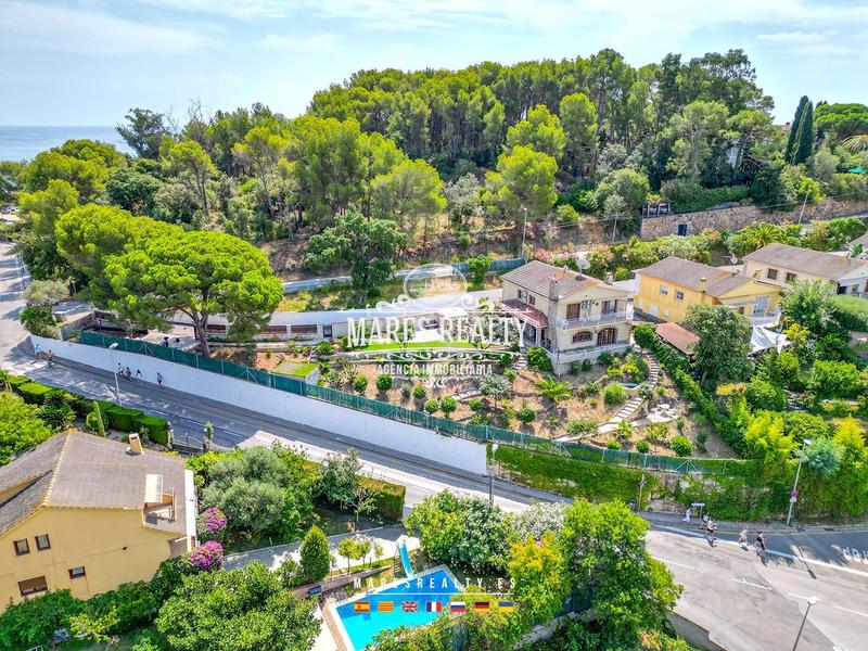 Foto 07222d0c-b0ec-48e4-9a15-615cbfad2422. Casa con riscaldamento piscina in Fenals Lloret de Mar