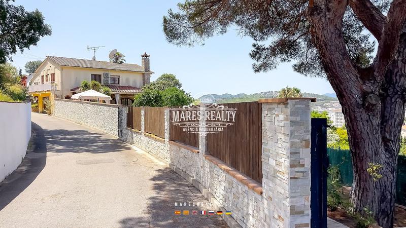 Foto 58e7f8c2-fadb-41e0-a5ff-d1fb4f28b863. Casa con riscaldamento piscina in Fenals Lloret de Mar