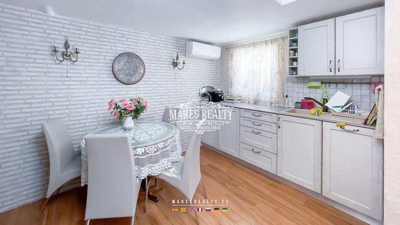 Foto 8b1fe7ce-933f-429b-a357-6dd43bc83776. Casa con riscaldamento piscina in Fenals Lloret de Mar