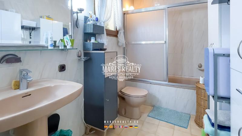 Foto d82bb795-fabb-4ff3-a86c-c900c94d7f89. Casa con riscaldamento piscina in Fenals Lloret de Mar