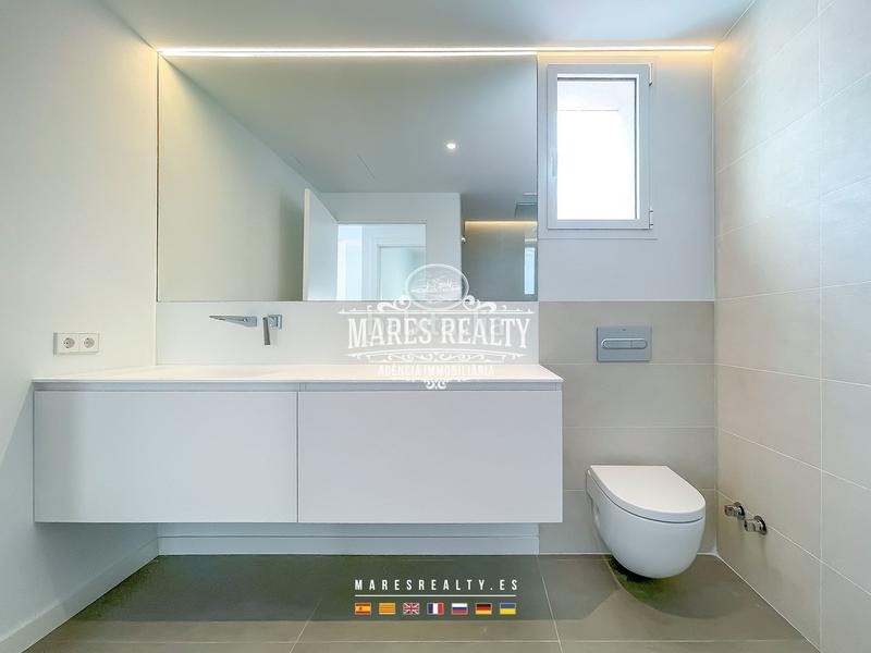 Foto 4c4e7f39-5751-4340-b29e-a721422135d1. Casa lujosa casa reformada en primera línea de mar en la costa brava en Escala (L´)