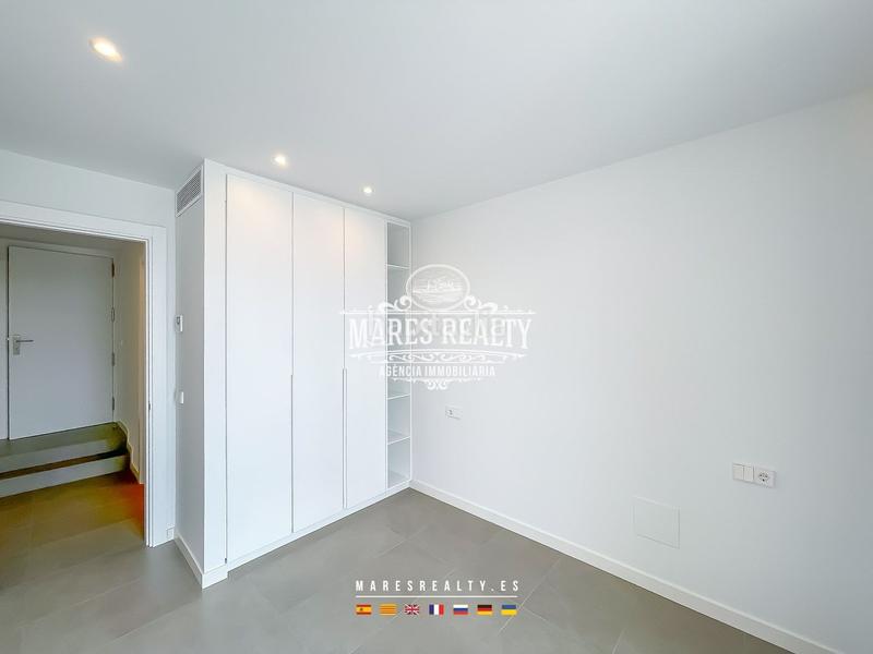 Foto c1a8a674-61c0-46a2-9b33-7d826b79e946. Casa lujosa casa reformada en primera línea de mar en la costa brava en Escala (L´)