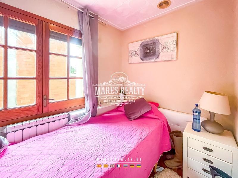 Foto 3c8078ba-0543-47a4-b52e-ad63cea24900. Édifice dans Calella