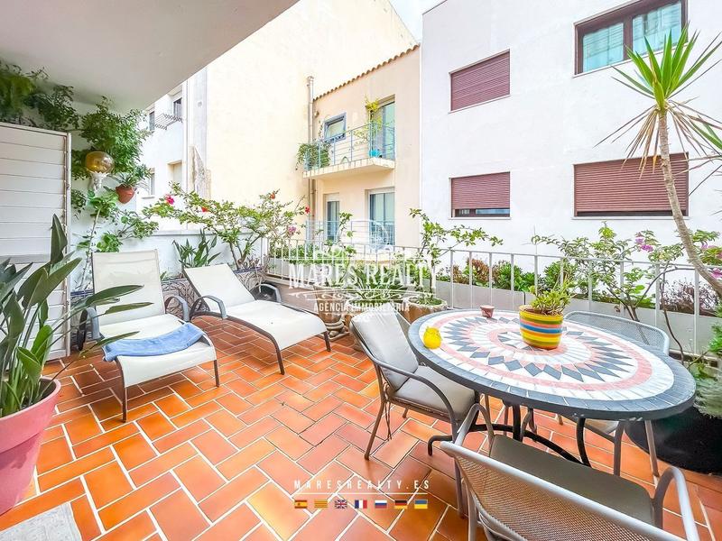 Foto 9cd04cd5-d6b0-43fc-b46b-5bab84debe00. Édifice dans Calella