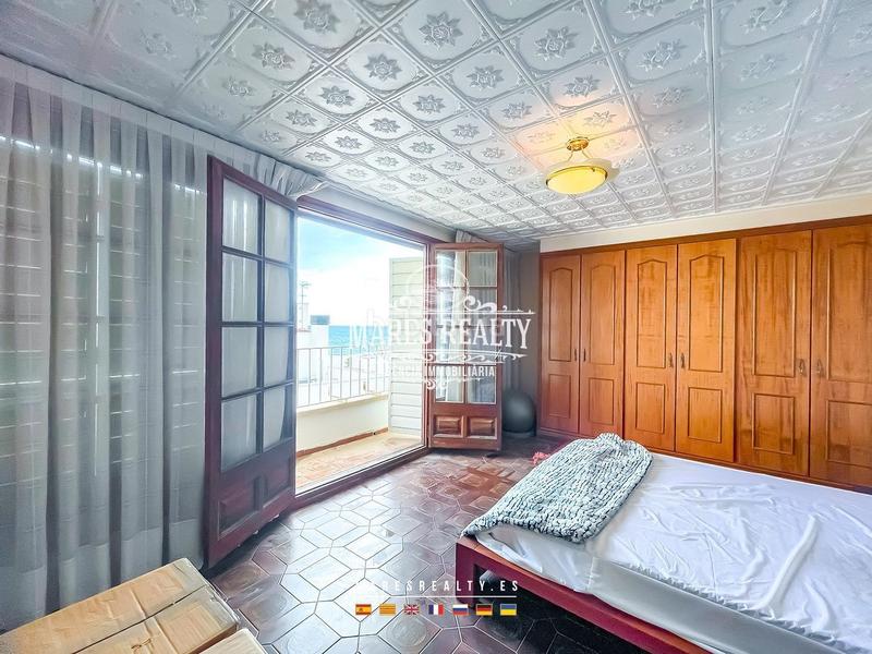 Foto f0fb0369-83a2-4070-b0c8-965c2a104545. Édifice dans Calella