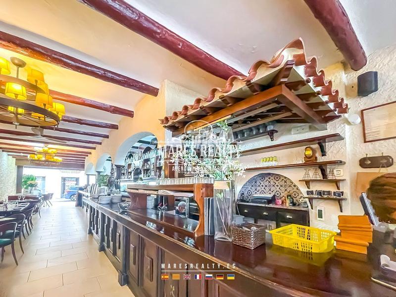 Foto f42b0749-b8e8-4c36-a79c-7be2dc1e9597. Local comercial a Calella