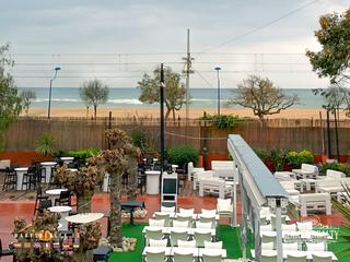 Local commercial à Malgrat de Mar. Edificio de 281 m2 en una parcela de 1.243 m2 con vistas al mar!