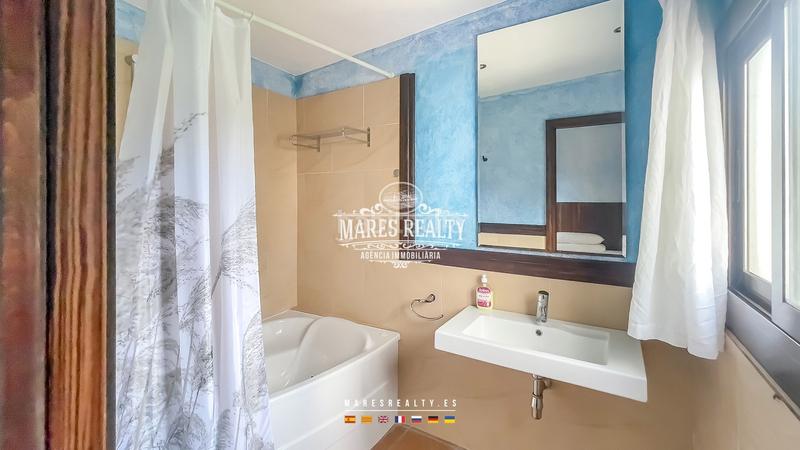 Foto 1c12241c-9e1f-4296-ac34-b52a9b08e933. Mas dans can lluis dans Centre Vidreres