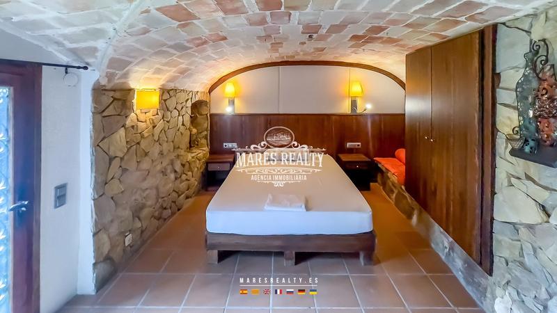 Foto 35bd2e9e-c5b9-4918-92fe-2124792df8ff. Mas dans can lluis dans Centre Vidreres