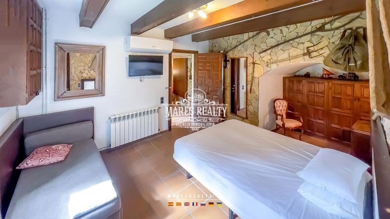 Foto 89d3e3d8-630c-41b1-85ac-59328e33eb48. Mas dans can lluis dans Centre Vidreres