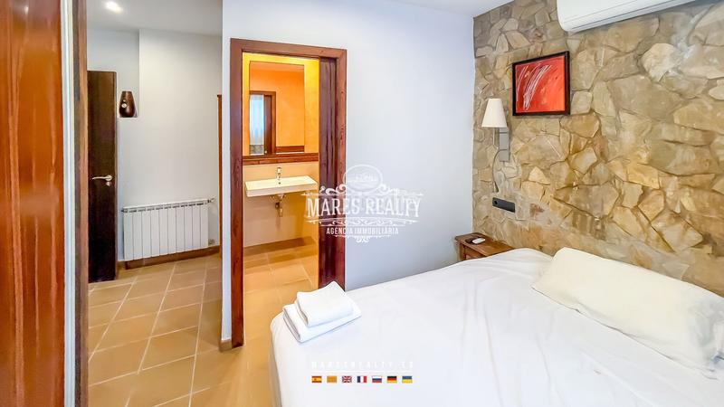 Foto e153bc73-56fd-4592-8e3a-de29126c654a. Mas dans can lluis dans Centre Vidreres