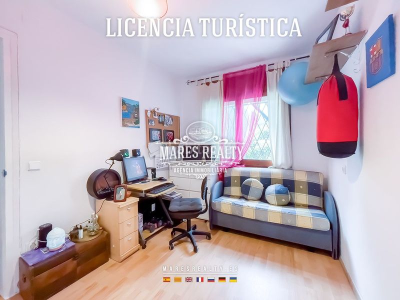Foto ef1e590c-9f25-4cbe-bfd6-74f450837f53. Casa amb calefacció piscina a Santa Susanna