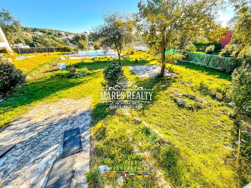 Foto 649064e5-cfc1-4b8f-9486-97cd458506e1. Terreno residencial parcela con vistas al mar en la costa brava en Calonge