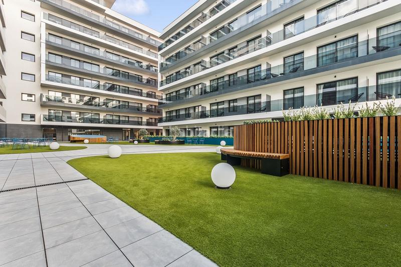 Foto 205158bf-37a9-47a1-994c-371301651ed8. Alquiler piso en carrer de lola iturbe arizcuren 2 en Barcelona