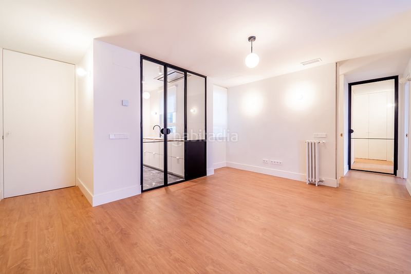 Foto 1da51a48-789f-4e3b-b386-ce9113acc6c4. Location appartement dans calle de fernández de la hoz 31 dans Madrid