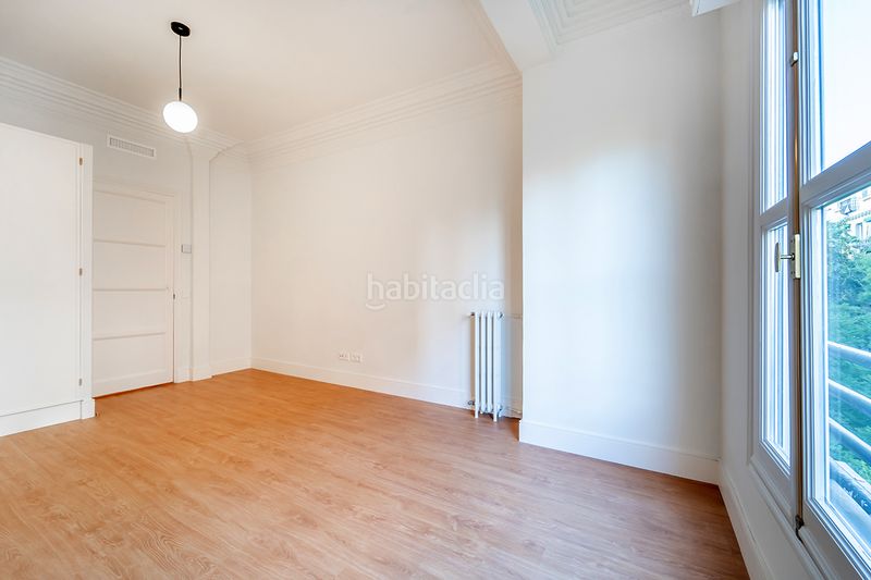 Foto 4ca6aa41-df8e-4129-800e-7cfc3a2cc0e5. Location appartement dans calle de fernández de la hoz 31 dans Madrid