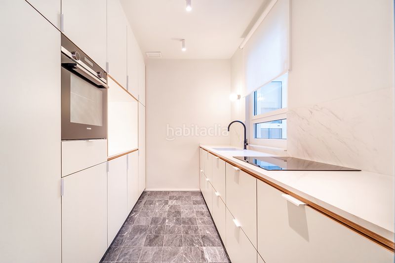 Foto cc6746e9-0da1-43af-80f0-0baff406f987. Location appartement dans calle de fernández de la hoz 31 dans Madrid