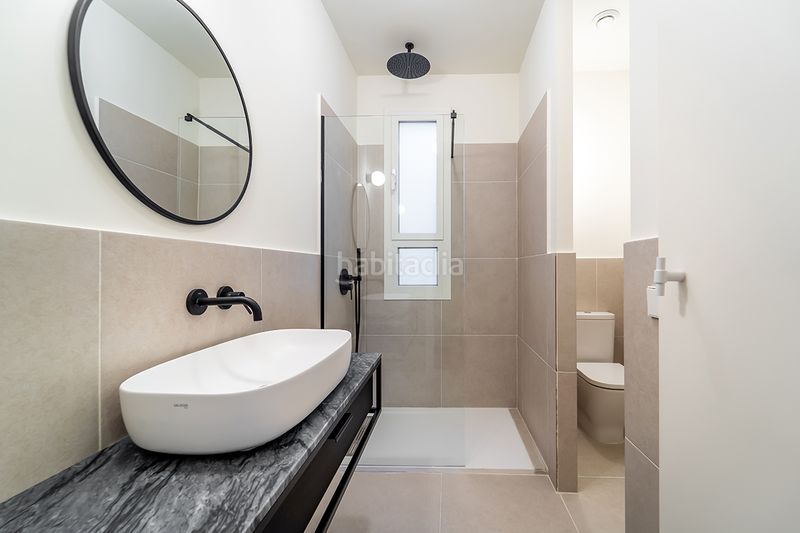Foto d8d23a24-947d-4dde-a14a-5ed754f239f6. Location appartement dans calle de fernández de la hoz 31 dans Madrid