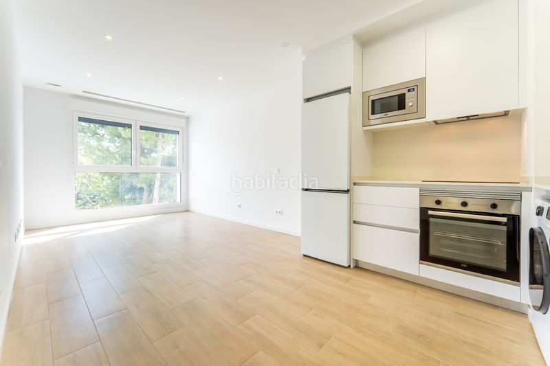 Foto ea8c5699-37a3-4b20-86b0-76c17793f99d. Miete etagenwohnung in calle de juan ignacio luca de tena 28 in Madrid