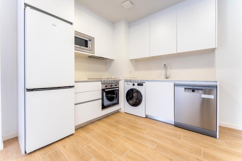 Foto fafa943f-5dcb-4e47-84b0-c399350d7abd. Alquiler piso en calle de juan ignacio luca de tena 28 en Madrid