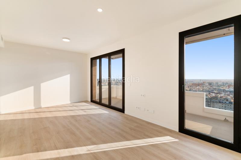 Foto 1a1c1c09-ca29-4bbf-92f9-d8037f6c6b71. Location appartement avec chauffage parking piscine dans Esplugues de Llobregat