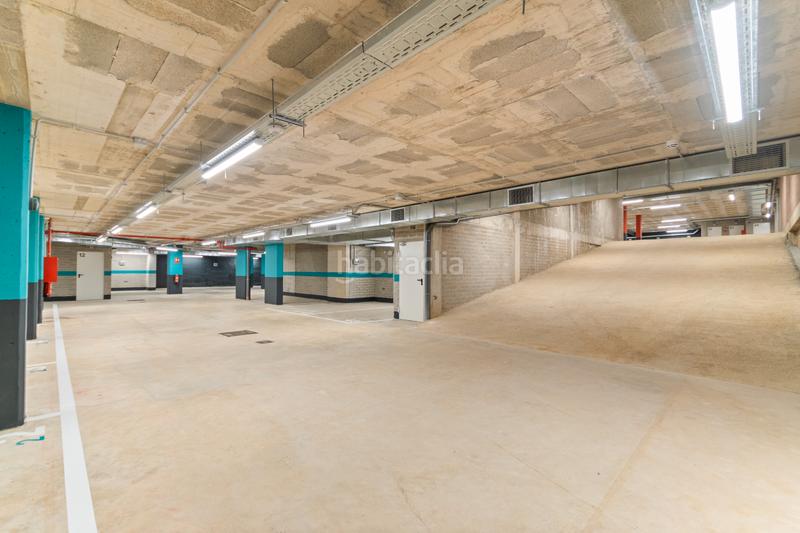 Foto a4137ec5-a6dd-46c1-9bc4-4e95d6d30610. Location appartement avec chauffage parking piscine dans Esplugues de Llobregat