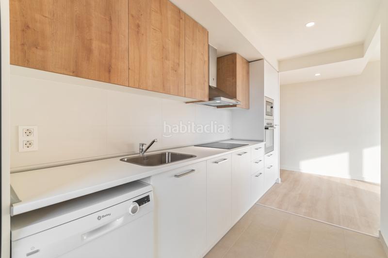 Foto d9ffde85-a2e1-44d1-817f-cfa97e756570. Location appartement avec chauffage parking piscine dans Esplugues de Llobregat