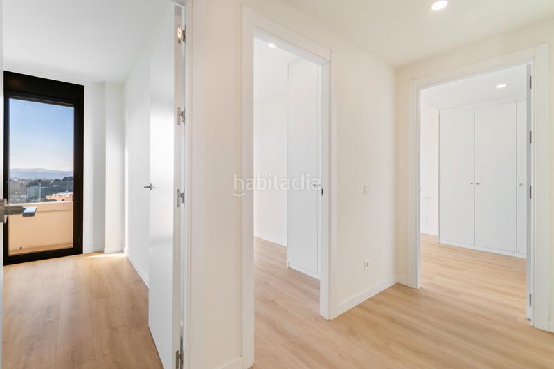 Foto 920bf919-9a82-47e0-bad3-f8e32a2957d6. Lloguer pis amb calefacció aparcament piscina a Finestrelles Esplugues de Llobregat