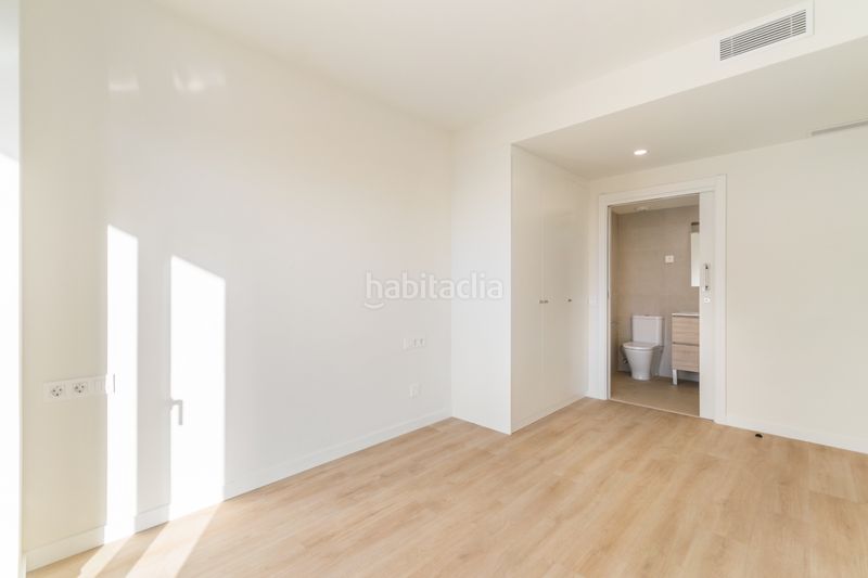 Foto f1512b81-7a1e-4e51-a9a9-1d6f64207d8a. Location appartement dans carrer de sant mateu 10 dans Esplugues de Llobregat