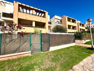 Apartament  Calle de los juegos de languedoc-rosellon 110. Piso con amplia terraza en el toyo