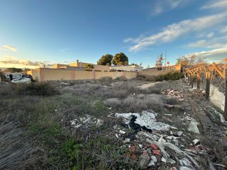 Terreno residenziale in Avenida de atenas 68. Parcela en venta en bellavista
