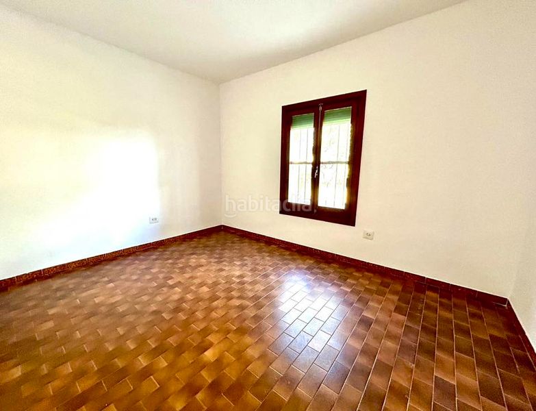 Foto 1ecb5f79-9749-4788-bf33-8a7ef01513d2. Xalet amb aparcament a El Alquián Almería