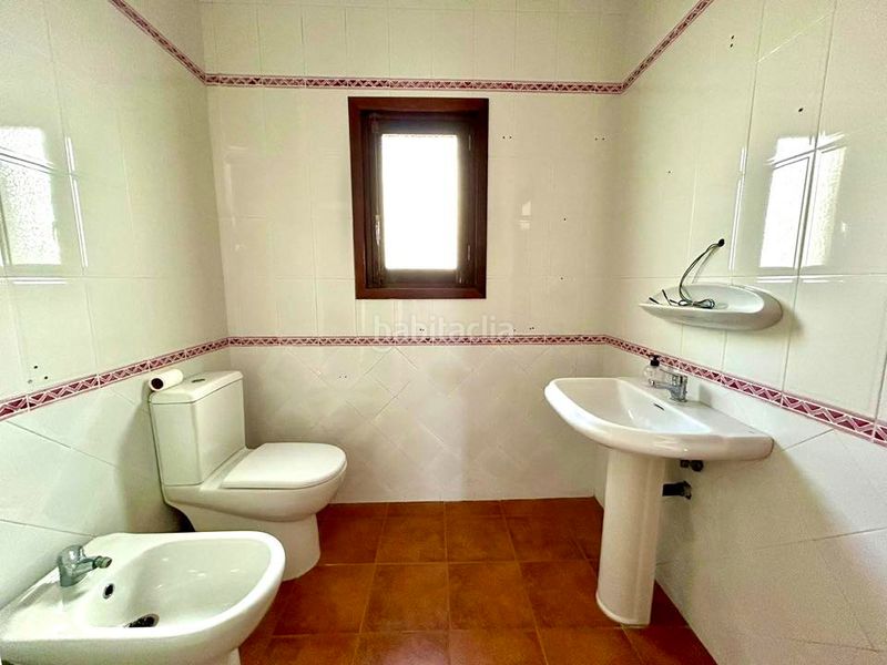 Foto 7cb2931f-6686-4566-bde8-520c03bc628d. Xalet amb aparcament a El Alquián Almería