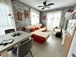 Appartement  Calle bajada del mar 34. Piso de 2 dormitorios, a solo 230m del mar. excelente estado