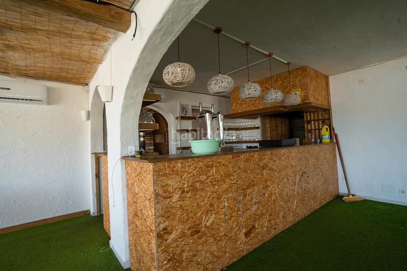 Foto f88d472b-a16b-44cb-9191-6940a05edf6a. Local comercial a Es Castell Es Castell