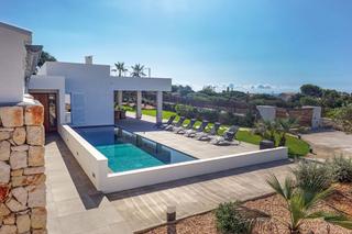 Chalet à Binibèquer. Exclusivo chalet de lujo con vistas al mar en binibeca
