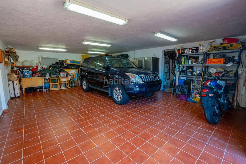 Foto dc24b55c-9d84-4d03-a75b-fbcfc3288b83. Chalet  unifamiliar doble con vistas al mar en Es Mercadal