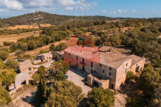 Masia a Algaida. Emblemática posesión mallorquina del siglo xvi en venta – patrim